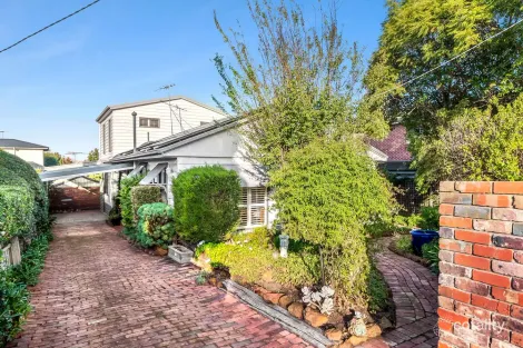 Property photo of 166 Minerva Road Manifold Heights VIC 3218