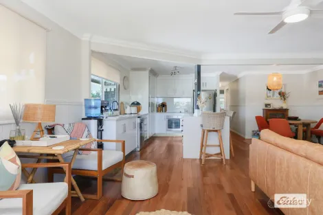 Property photo of 23 Pandanus Street Cooee Bay QLD 4703