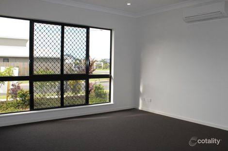 Property photo of 19 Hillary Drive Smithfield QLD 4878
