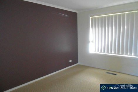 Property photo of 41 Portchester Boulevard Beaconsfield VIC 3807