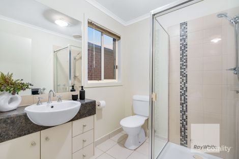 Property photo of 92 Hatchlands Drive Deer Park VIC 3023