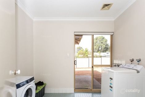 Property photo of 30 Victoria Circle Greenfields WA 6210