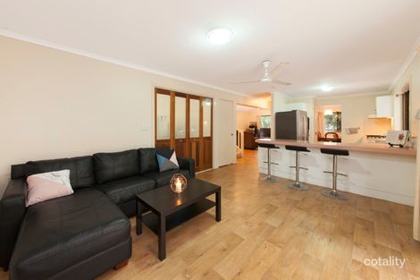 Property photo of 2 Jessamine Court Kenmore Hills QLD 4069