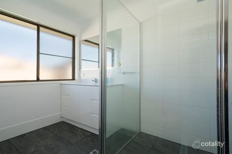 Property photo of 16 Donna Court Kearneys Spring QLD 4350