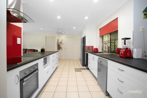 Property photo of 11 Maple Court Hay Point QLD 4740