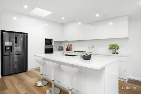 Property photo of 68 Rickard Road North Narrabeen NSW 2101