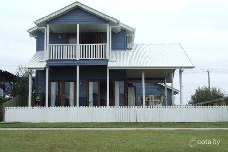 Property photo of 32 Lakedrive Crescent Marcoola QLD 4564