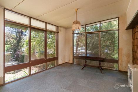 Property photo of 16 Mandowie Crescent Croydon VIC 3136