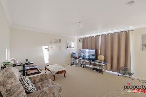 Property photo of 43 Hyacinth Avenue Macquarie Fields NSW 2564