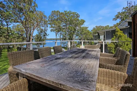 10 Cove Ave, Bundabah, NSW 2324