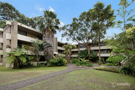 Property photo of 15/66-72 Dee Why Parade Dee Why NSW 2099