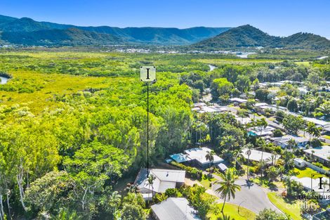 Property photo of 17 Narelle Close Yorkeys Knob QLD 4878