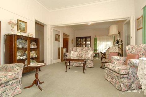 Property photo of 4 Lindisfarne Crescent Lake Wendouree VIC 3350