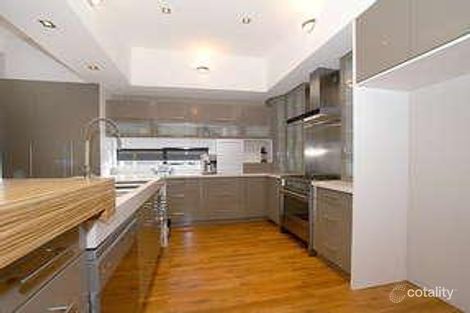 Property photo of 2 Timbertop Terrace Keysborough VIC 3173