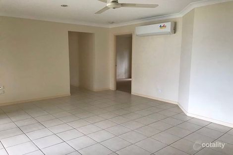 Property photo of 10 Sunrise Place Flagstone QLD 4280