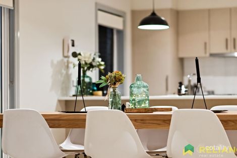 Property photo of 12 Wakefields Drive Brookfield VIC 3338