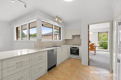 Property photo of 1/681 Whitehorse Road Mitcham VIC 3132