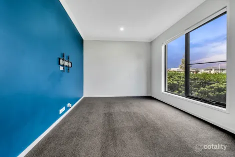 Property photo of 6 Fuchsia Walk Kalkallo VIC 3064