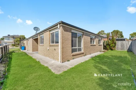 Property photo of 7 Nutmeg Close Berwick VIC 3806