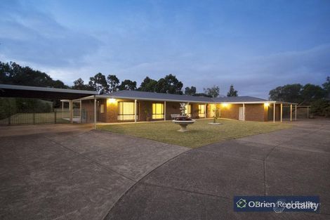Property photo of 36 Earlston Circuit Cranbourne VIC 3977