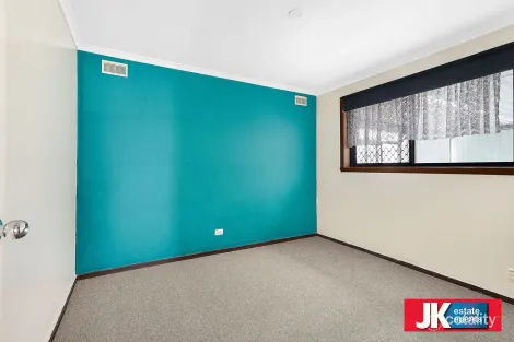 Property photo of 13 Tamarind Crescent Werribee VIC 3030