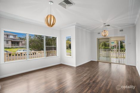 Property photo of 9 Aristo Crescent Mount Ousley NSW 2519