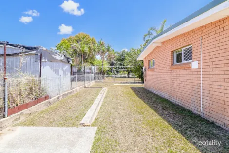 Property photo of 15 Pashley Street Clinton QLD 4680