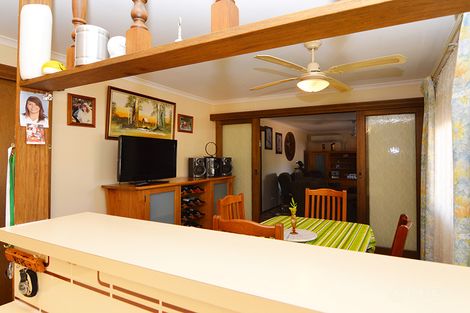 Property photo of 39 Neilpo Street Dareton NSW 2717
