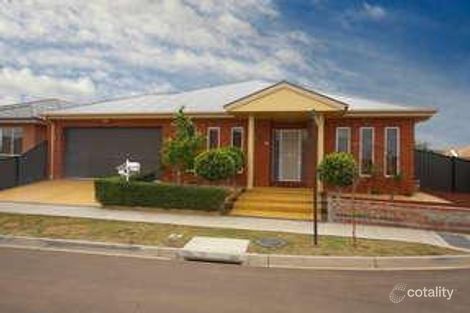 15 Belvoir Gdns, Derrimut, VIC 3026