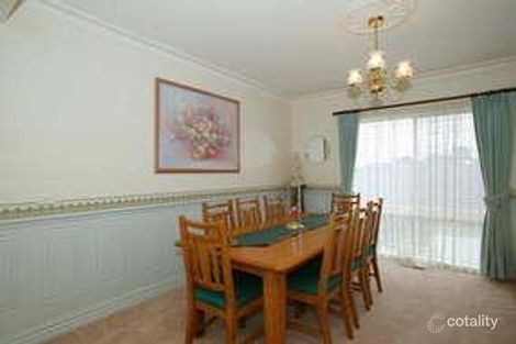 Property photo of 10 Deepdale Grove Mooroolbark VIC 3138