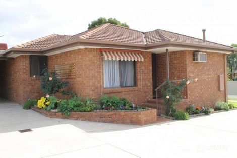 Property photo of 1/51 Hulme Drive Wangaratta VIC 3677