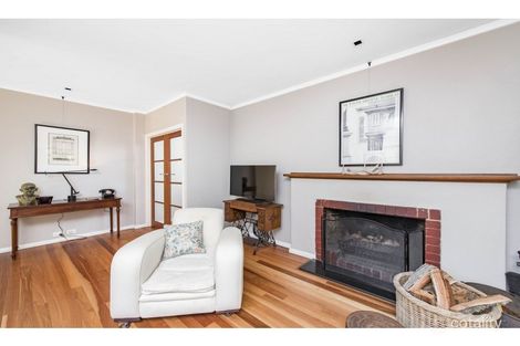 Property photo of 26 Meehan Gardens Narrabundah ACT 2604