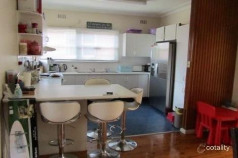 Property photo of 5 Peter Crescent Greenacre NSW 2190