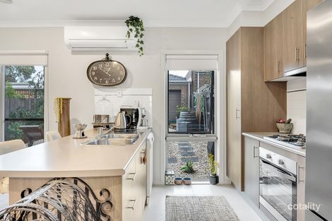 Property photo of 9 Newland Walk Mernda VIC 3754