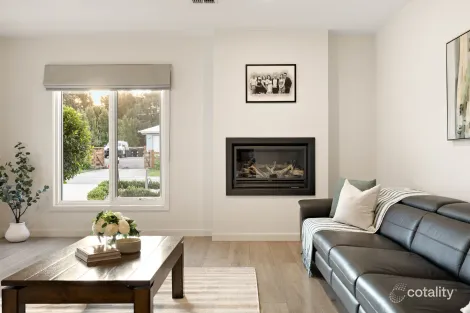 Property photo of 12 Wilson Place Gisborne VIC 3437