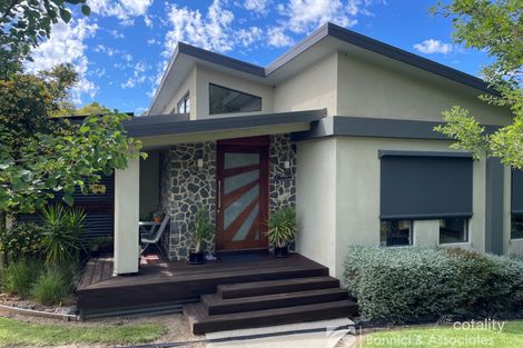 38 Isaacs Ave, Yackandandah, VIC 3749