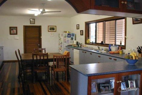 4 Hickey St, Booral, QLD 4655