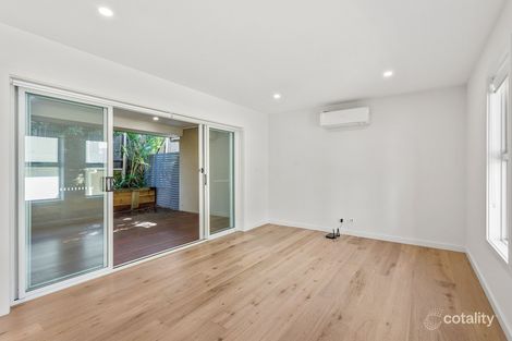Property photo of 2/208 Princes Highway Bulli NSW 2516