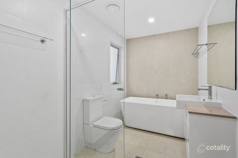 Property photo of 2/208 Princes Highway Bulli NSW 2516