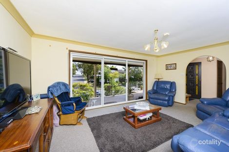 Property photo of 123 The Parkway Bradbury NSW 2560