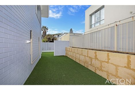 Property photo of 3/56 Halls Head Parade Halls Head WA 6210