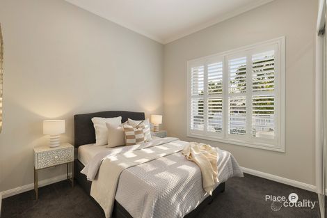 Property photo of 42 Osterley Road Yeronga QLD 4104