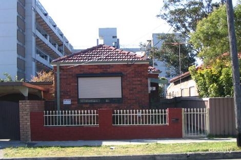 2 Universal St, Eastlakes, NSW 2018