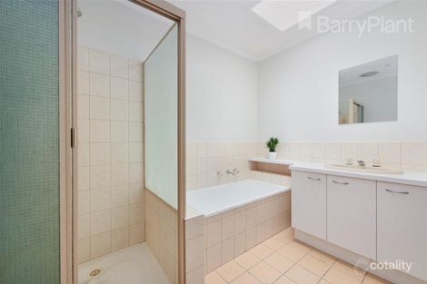 Property photo of 2/27 David Street Noble Park VIC 3174