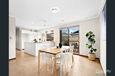 Property photo of 1/5 Royston Close Mill Park VIC 3082