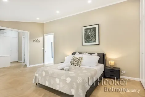Property photo of 2 Riverview Road Pleasure Point NSW 2172