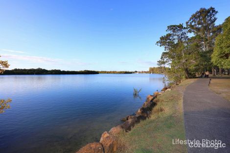 Property photo of 102/125 Hansford Road Coombabah QLD 4216