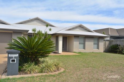 Property photo of 7 Beardsworth Court Middle Ridge QLD 4350