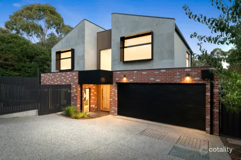 2/142 ST HELENA RD, BRIAR HILL, VIC 3088
