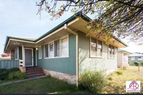 Property photo of 22 Claude Street Armidale NSW 2350